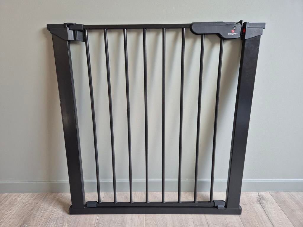 BabyDan Premier Gate traphekje antraciet, Ophalen of Verzenden, Zo goed als nieuw, Klemhekje, Metaal of IJzer