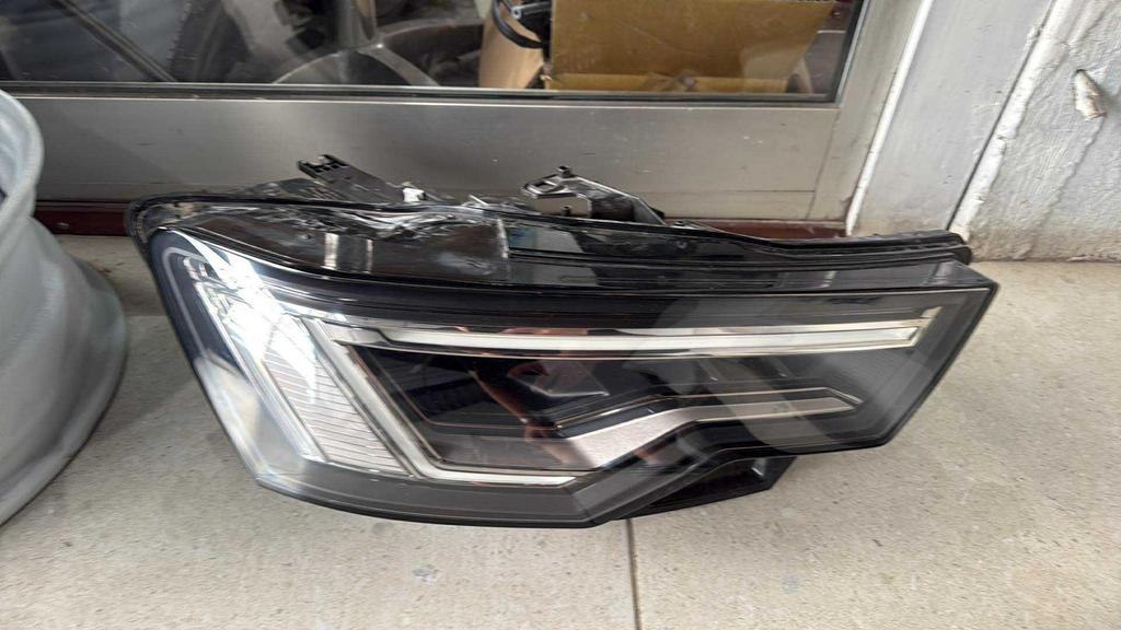 Phares Matrix G et Dr Audi A6 C8 état neuf, Enlèvement, Utilisé, Audi