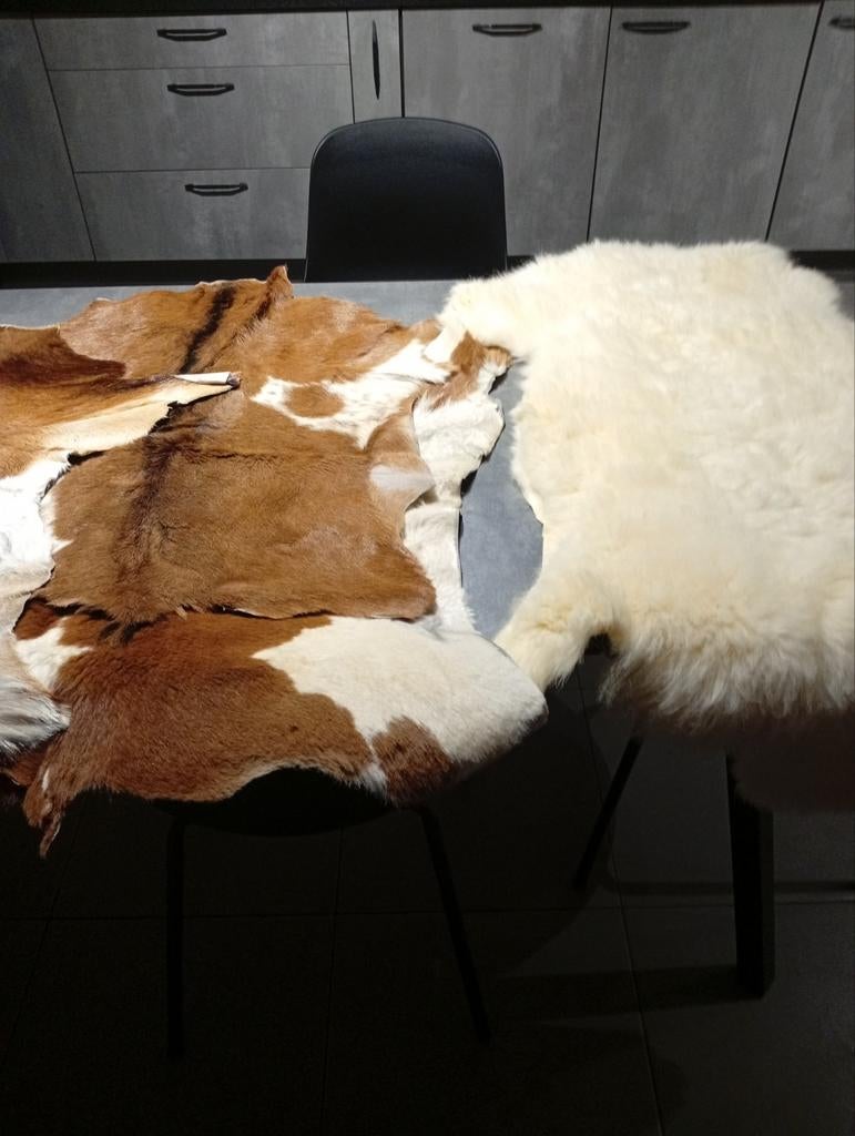 Diverses peau chèvre tapis, Enlèvement ou Envoi