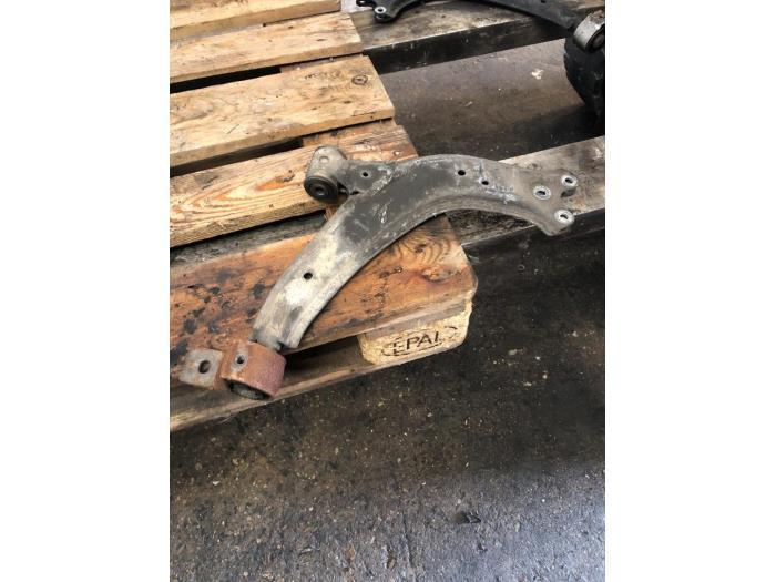 Draagarm links-voor van een Citroen Berlingo, Ophalen of Verzenden, 3 maanden garantie, Gebruikt, Citroën