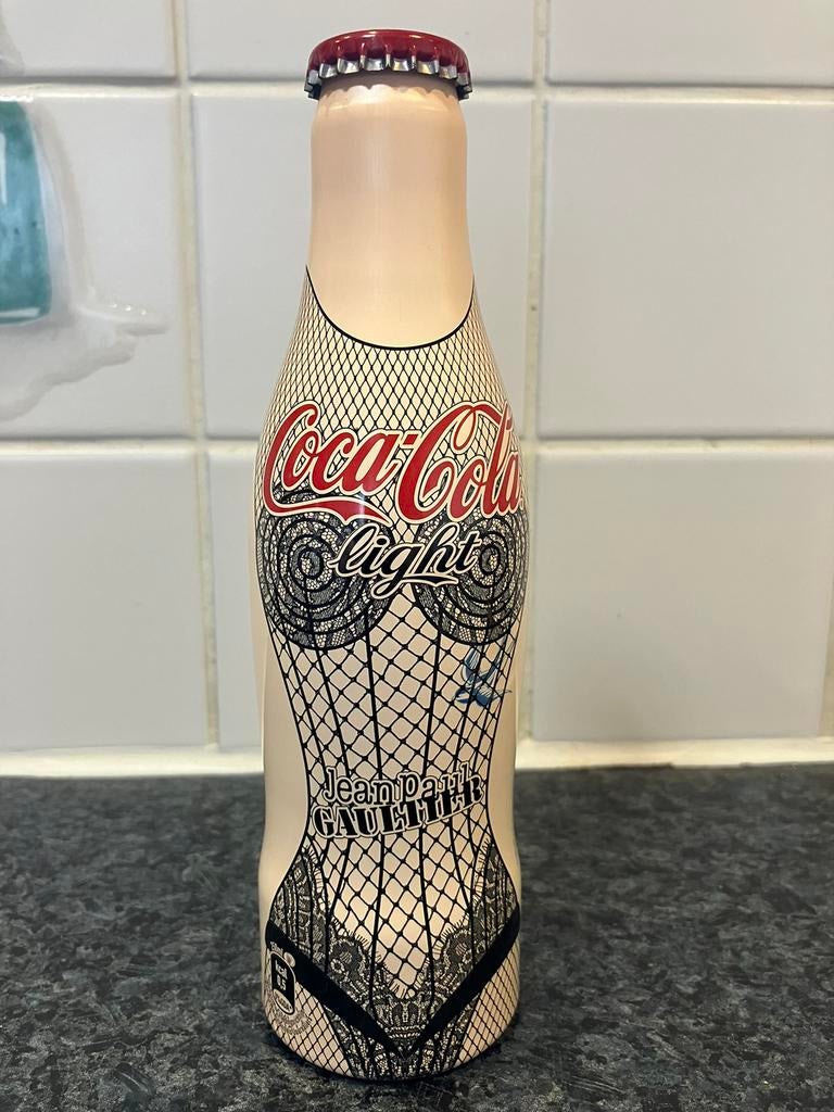 Jean Paul Gaultier Limited edition cola-light flesje, Collections, Enlèvement ou Envoi, Comme neuf