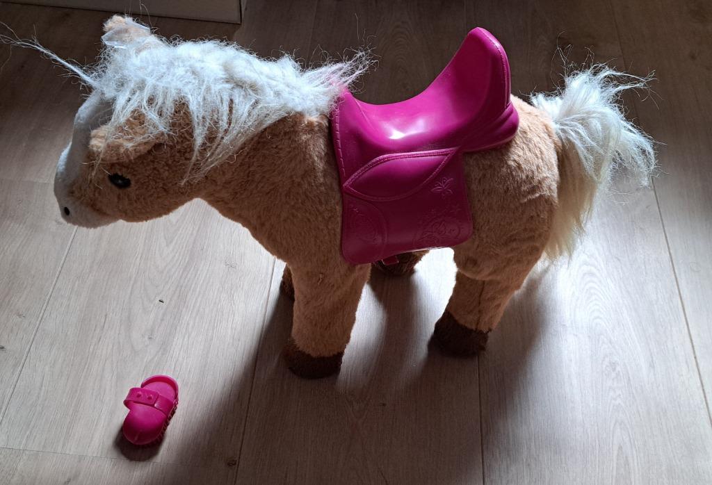 Speelgoed paard babie born met zadel en borstel om te kammen, Ophalen, Gebruikt, Met geluid