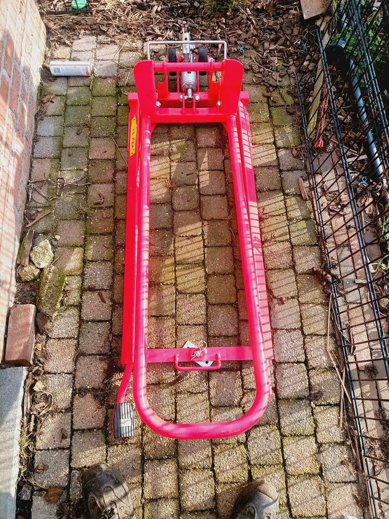 Zitmaaier krik/kantel lift, Ophalen