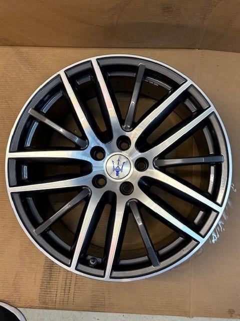MASERATI GHIBLI ORG. GEBR BREED PROTEO BI-COLOR 19 INCH, Auto-onderdelen, Banden en Velgen, 19 inch, Gebruikt, Velg(en), 275 mm