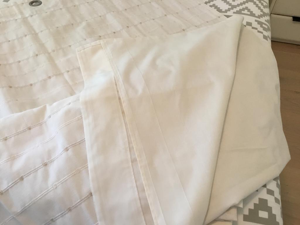 Couleur de la doublure draperie : blanc cassé, 150 à 200 cm, Comme neuf, Enlèvement, 200 cm ou plus