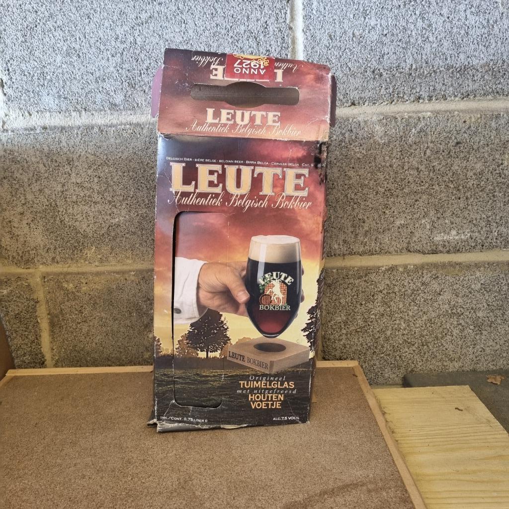 Coffret Leute bokbier, Verzamelen, Ophalen, Gebruikt, Flesje(s), Overige merken