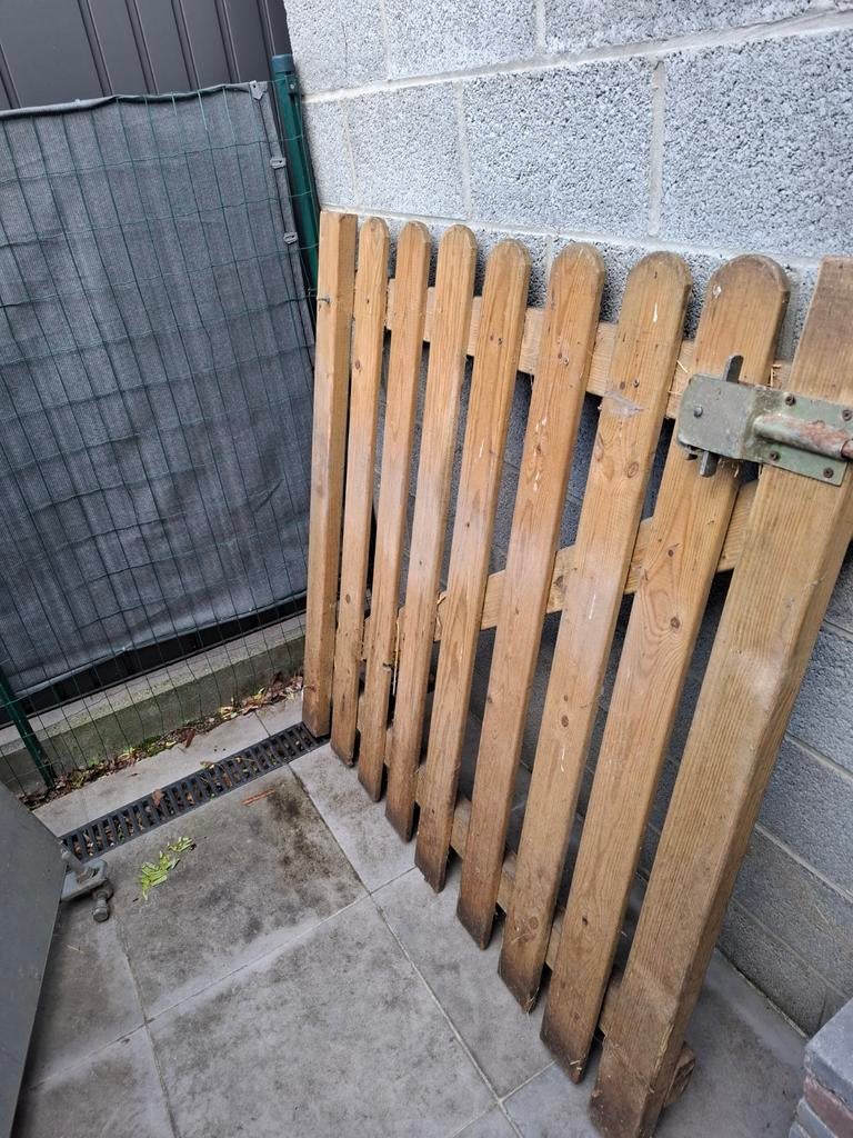 Barrière de jardin, Enlèvement, Bois