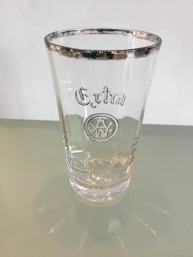 Verre trappiste westmalle extra émaillé années 40, Enlèvement ou Envoi, Utilisé, Verre à bière