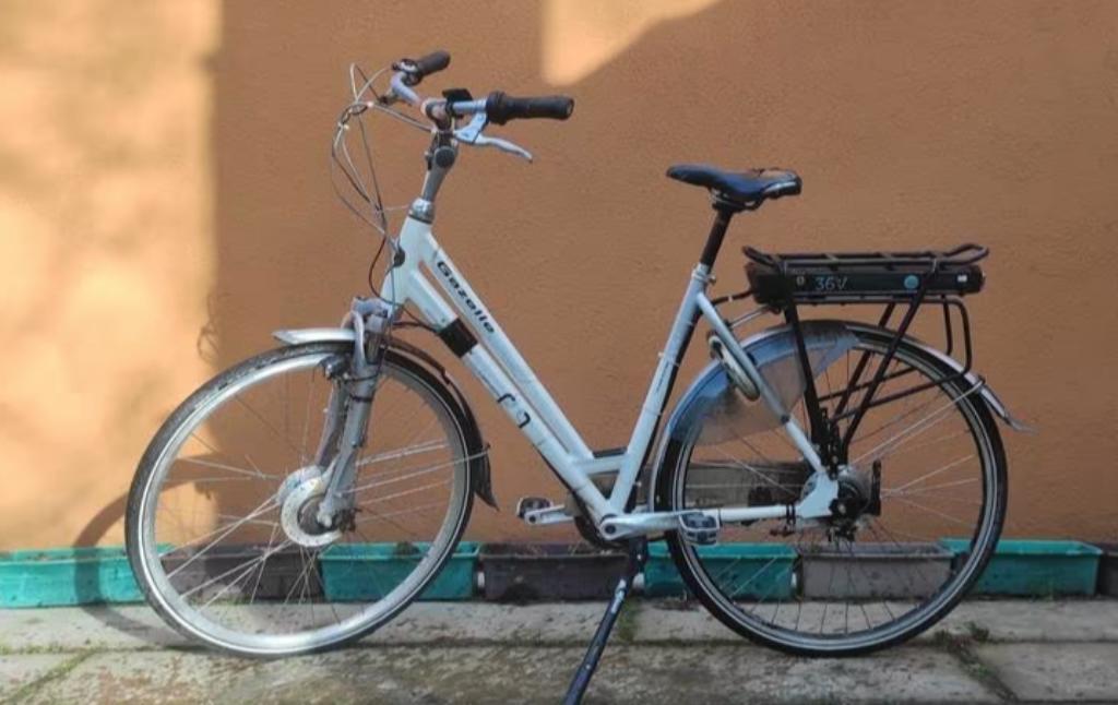elektrische fiets, Ophalen, Gebruikt, 30 tot 50 km per accu