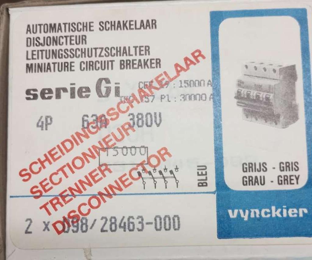 Varia aan Eektrische automaten/Zekeringen, Doe-het-zelf en Bouw, Elektriciteit en Kabels, Zo goed als nieuw, Ophalen of Verzenden