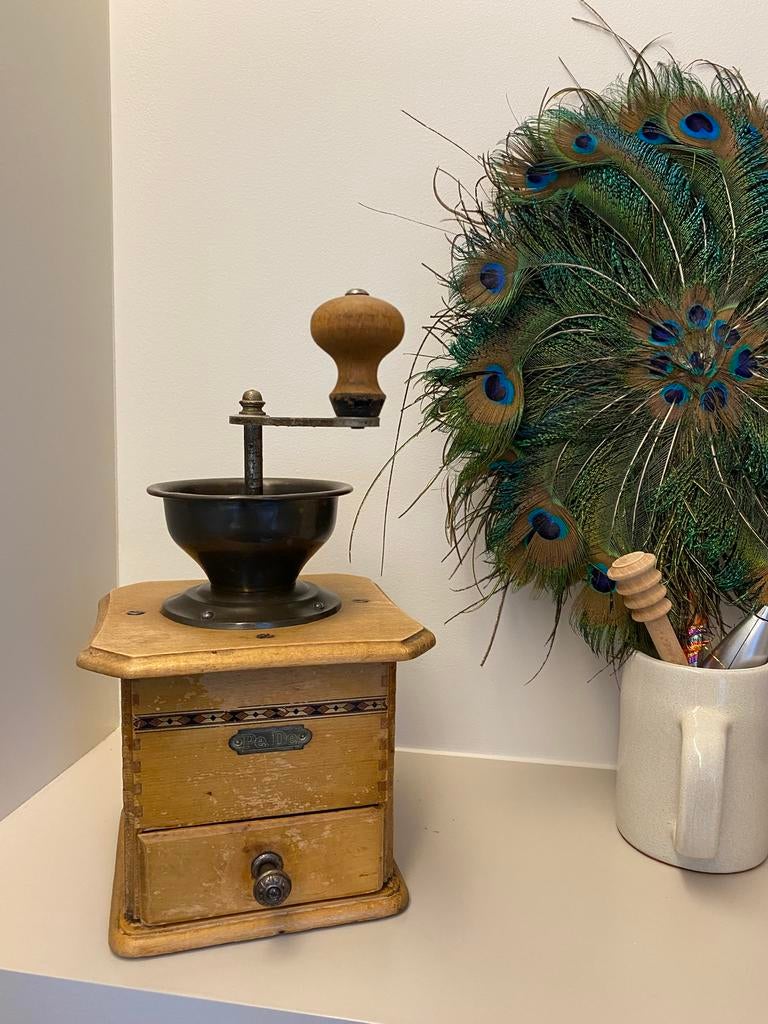 Vintage koffiemolen merk PeDe, Antiek en Kunst, Antiek | Keukengerei, Ophalen of Verzenden
