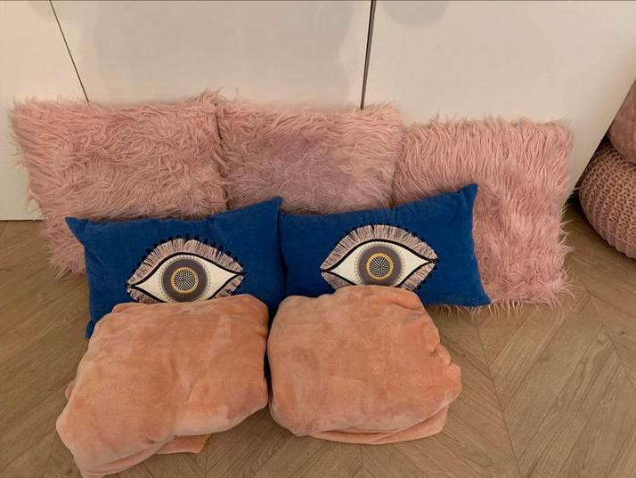 Set 3 roze kussens en 2 plaids poederroze, Enlèvement ou Envoi, Comme neuf, Rose