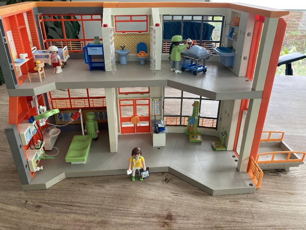 Kinderziekenhuis playmobil compleet voor 45 euro, Kinderen en Baby's, Speelgoed | Playmobil, Ophalen of Verzenden