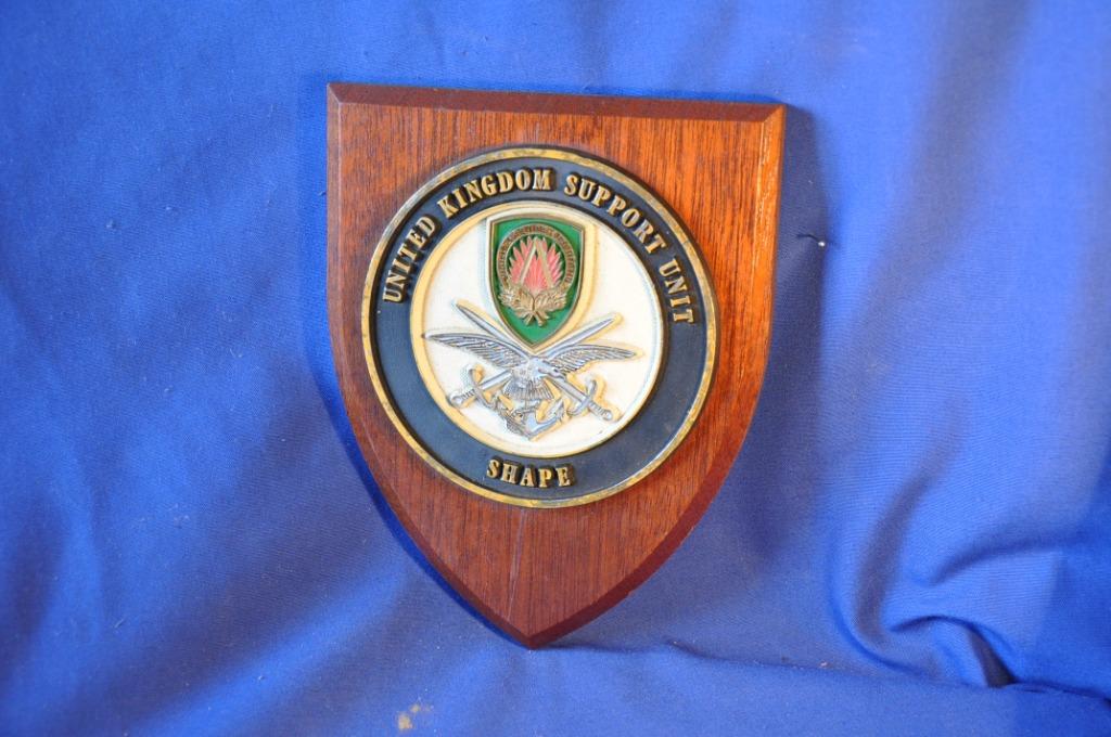 §  badge mural sur bois shape royaume unis support unit, Collections, Objets militaires | Général, Enlèvement ou Envoi, Autres