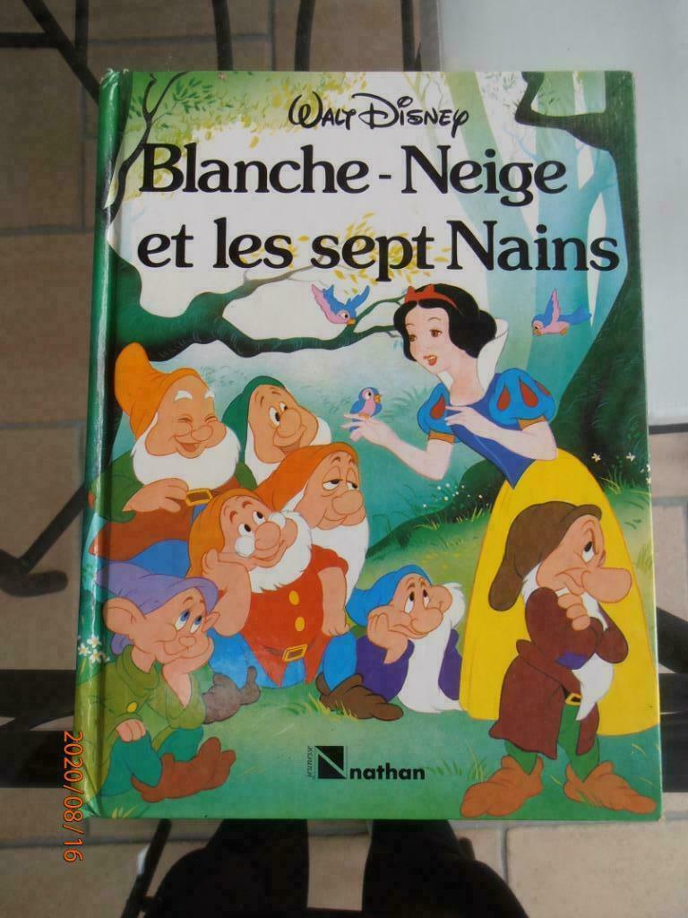 Livre "Blanche-Neige et les sept Nains" – NATHAN (1983), Garçon ou Fille, Enlèvement ou Envoi, Utilisé, Contes (de fées)
