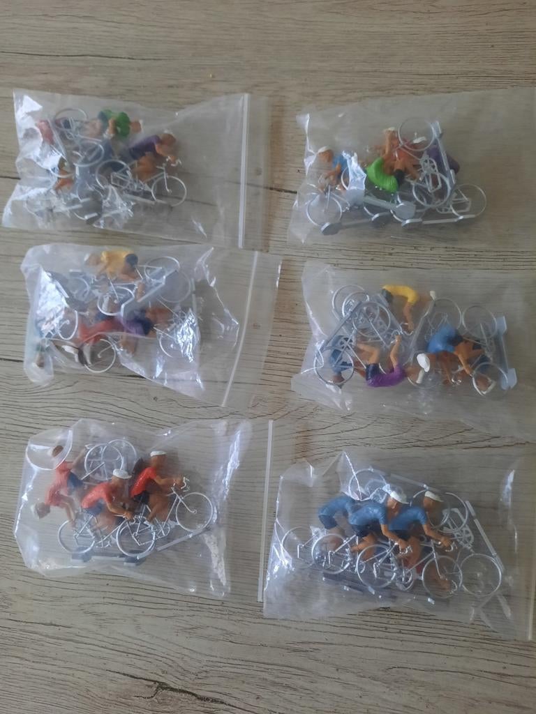 Wielrenners wielrennen miniaturen en truitjes ploegen, Ophalen of Verzenden