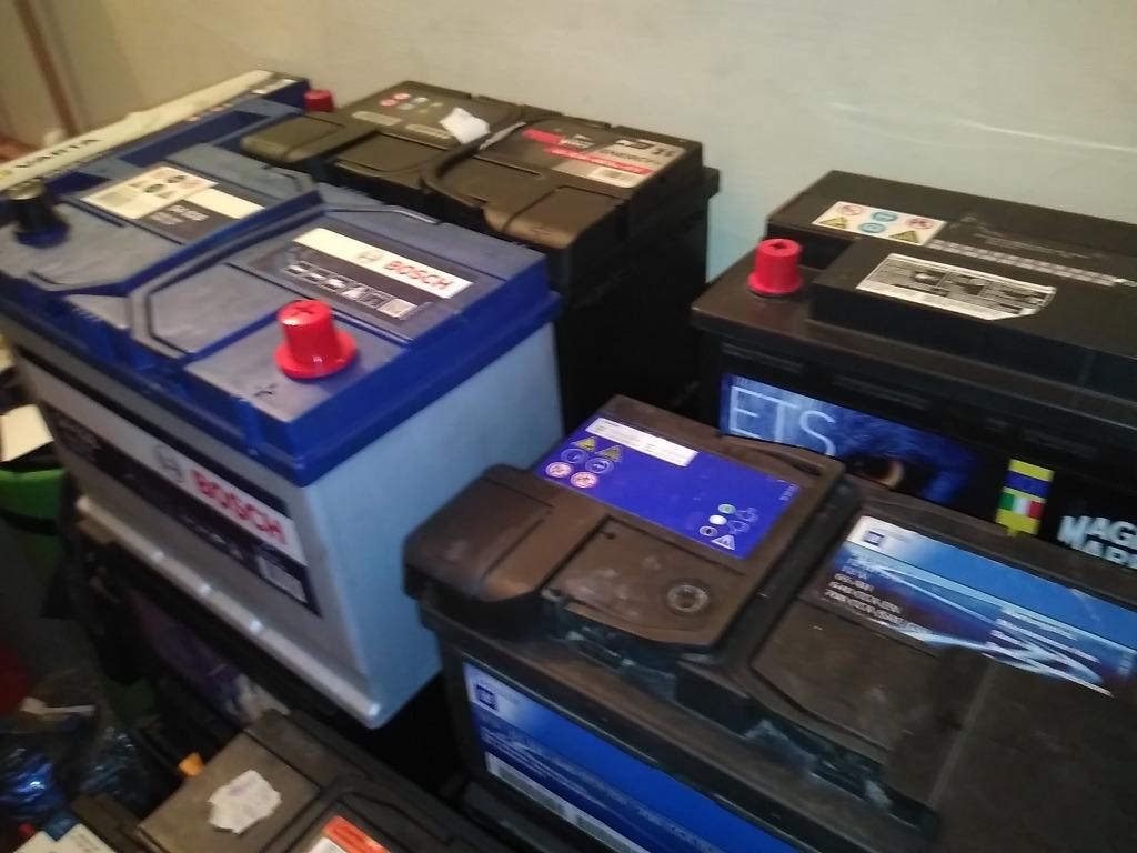 12V accu's van 44 Ah tot 110Ah, Auto-onderdelen, Ophalen, Gebruikt, Universele onderdelen