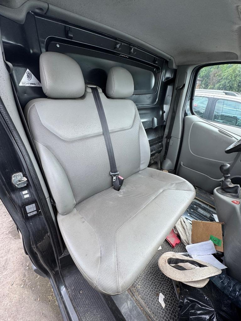 Opel Vivaro/Renault Trafic/Primastar 2-zitsbank, Ophalen, Gebruikt, Renault