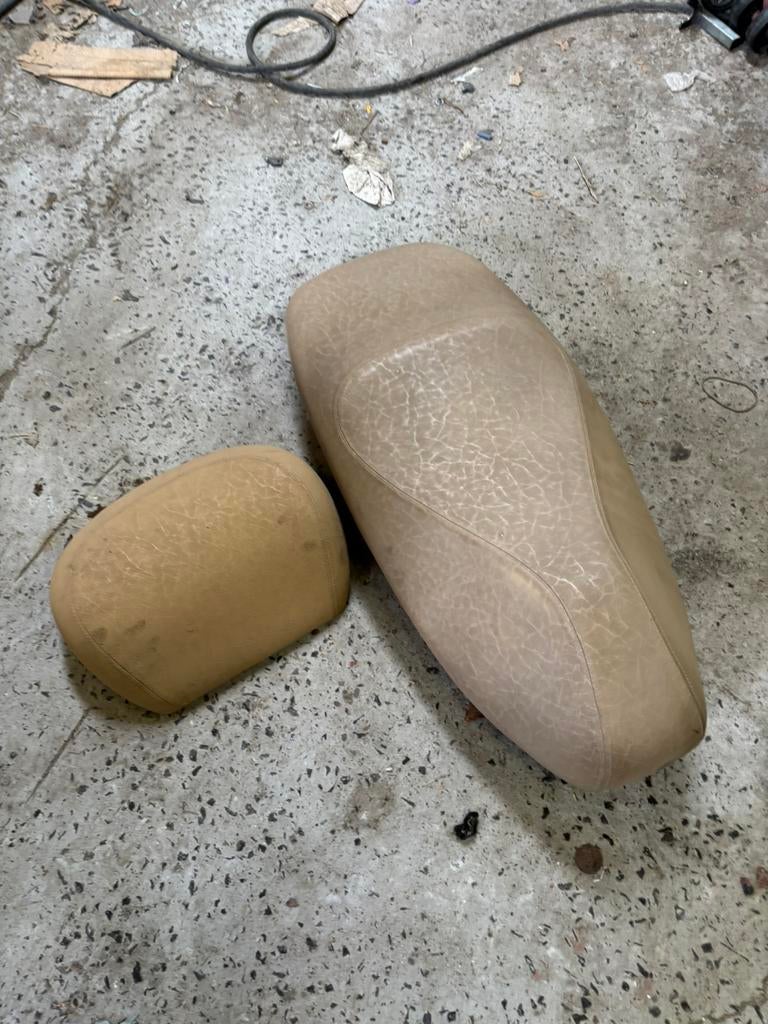 Zadel vespa 125 gts, Ophalen of Verzenden, Zo goed als nieuw, Zadel