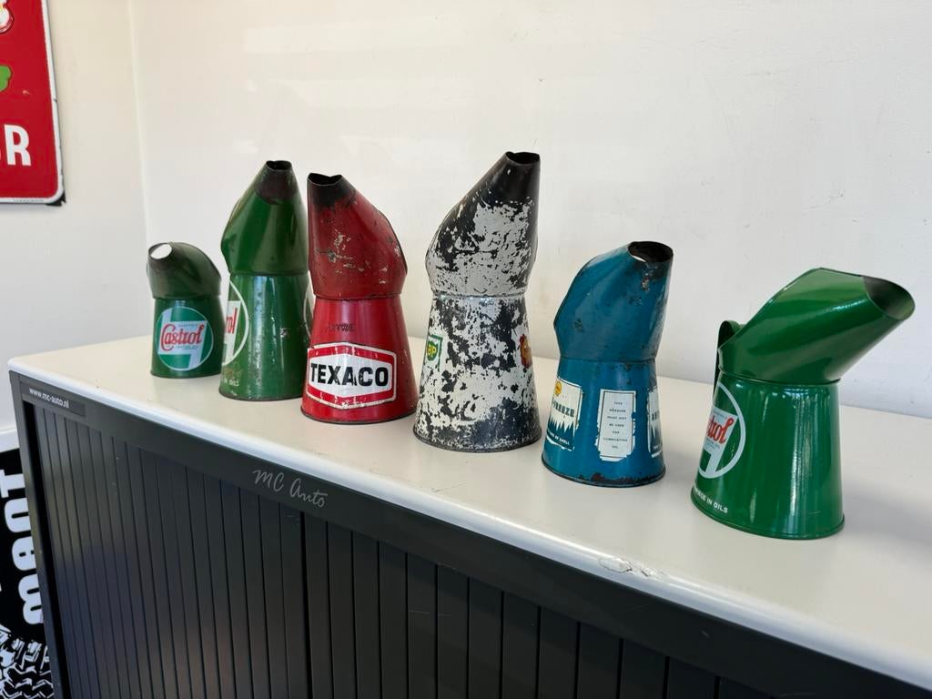 Oude garage schenk kannen, Verzamelen, Ophalen of Verzenden, Gebruikt, Verpakking