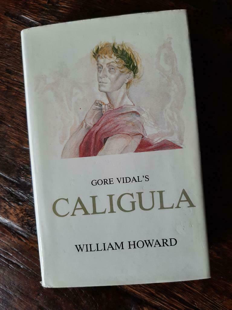 Caligula - William Howard, Ophalen of Verzenden, Gelezen