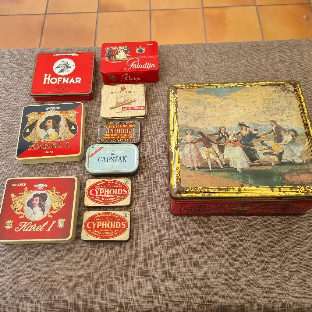10 Blikken doosjes voor sigaren - Karel I ..., Verzamelen, Blikken, Ophalen of Verzenden, Gebruikt, Overige, Overige merken