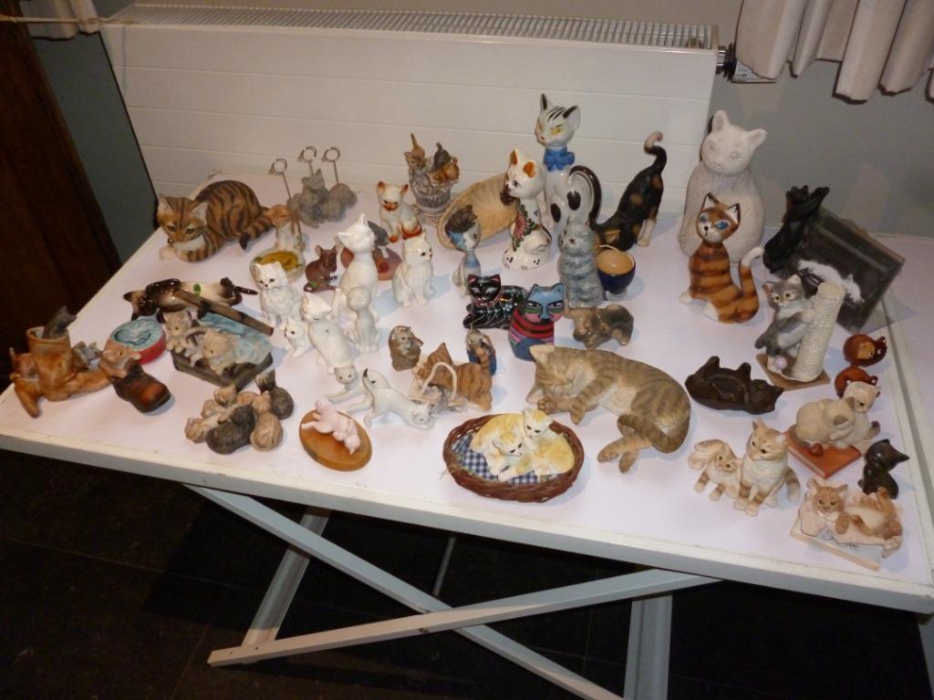 45-tal figuurtjes poezen beeldjes poes ganse verzameling, Ophalen