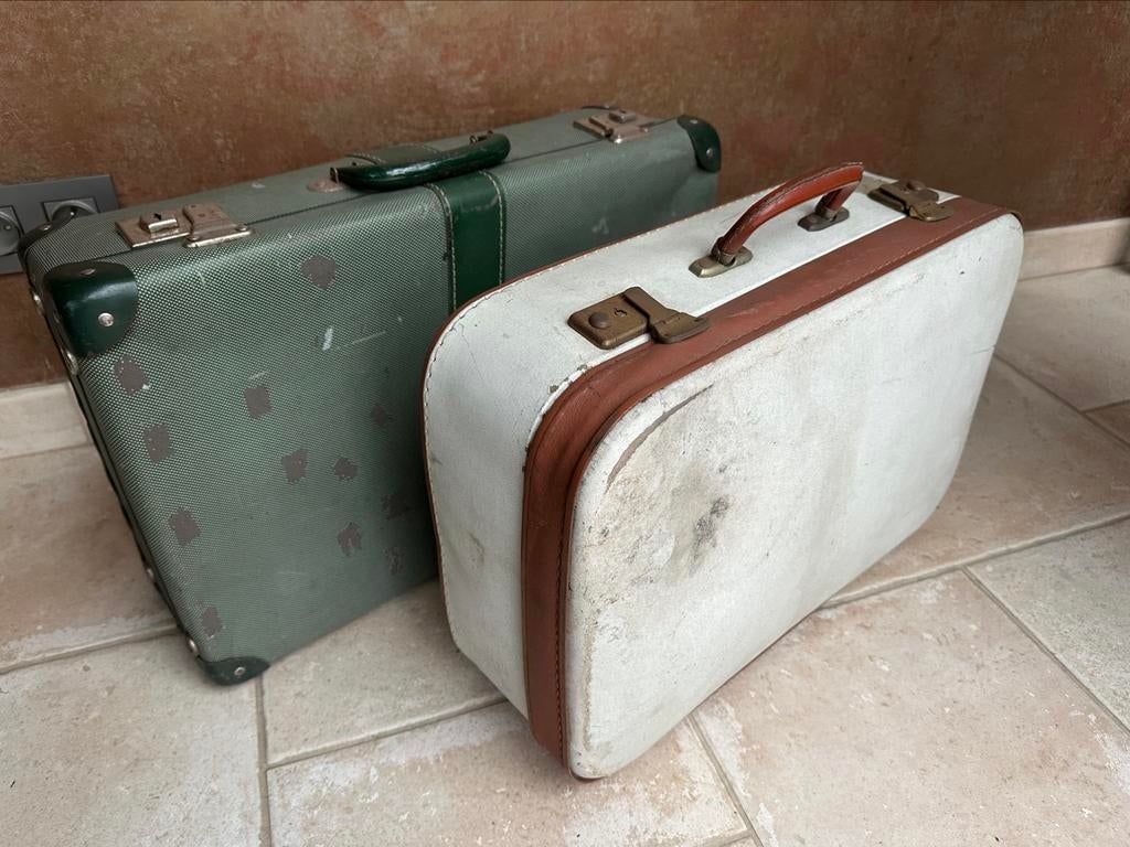 2 anciennes valises, Bijoux, Sacs & Beauté, Valises, Enlèvement, Utilisé, Métal, Clé