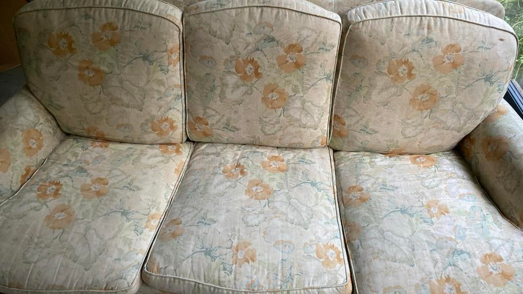 Fauteuils de style à restaurer (3+2places), Enlèvement