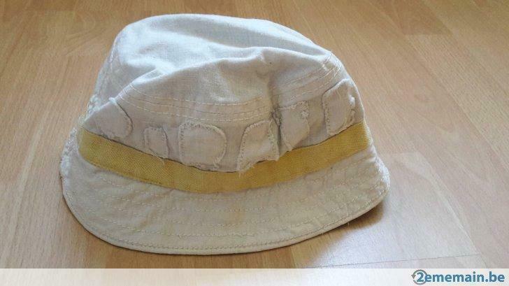 Chapeau/bob réversible beige & kaki, Neuf, Garçon, 104 ou plus petit, Enlèvement ou Envoi