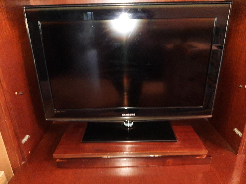 TV Samsung 32 pouces FuLL HD - LCD, Ophalen, Gebruikt, 80 tot 100 cm, Samsung