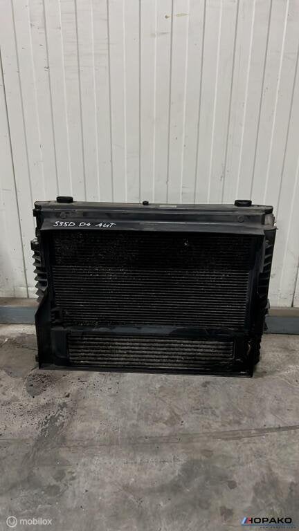 Koelerpakket - BMW 5 serie e60 e61 535D automaat, Enlèvement ou Envoi, Einsteinlaan 5 rijswijk, Bmw, Utilisé