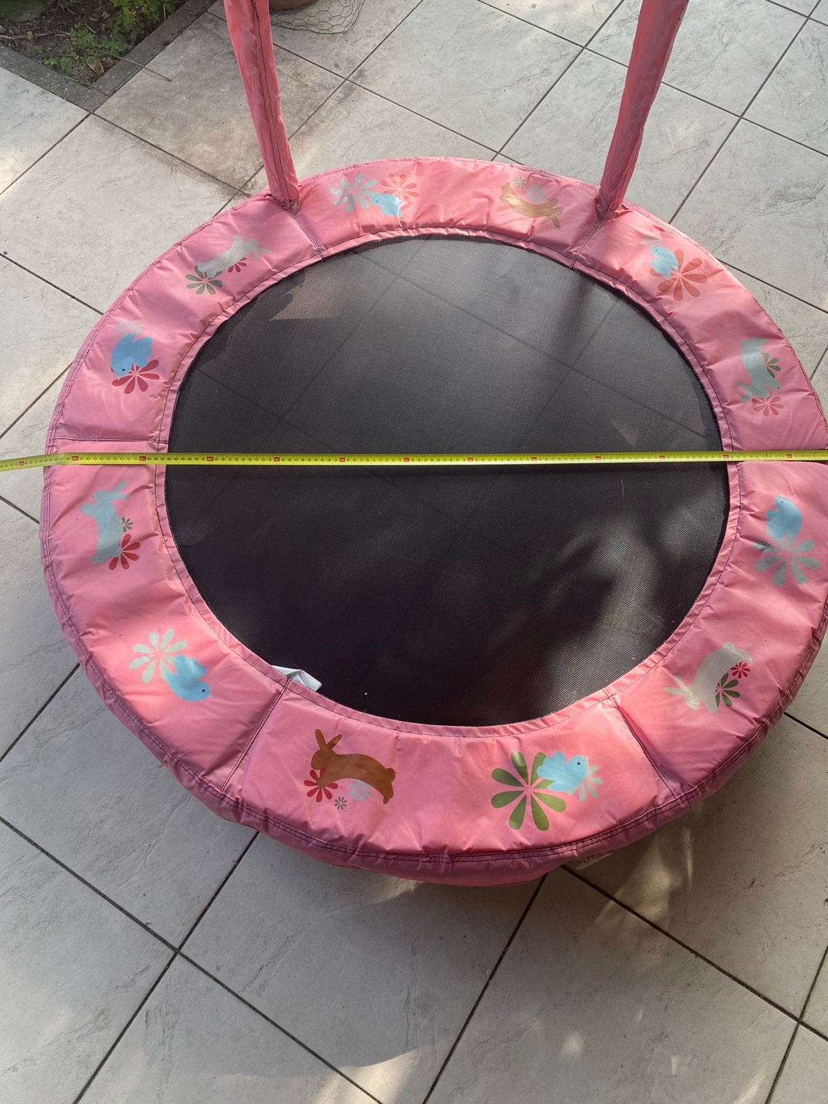 Kleine trampoline met afneembare beugel roze, Ophalen, Zo goed als nieuw