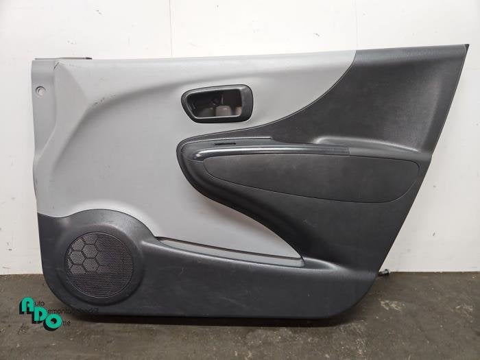 Revêtement portière 4portes avant droite d'un Suzuki Alto, Autos : Pièces & Accessoires, Habitacle & Garnissage, -, 3 mois de garantie