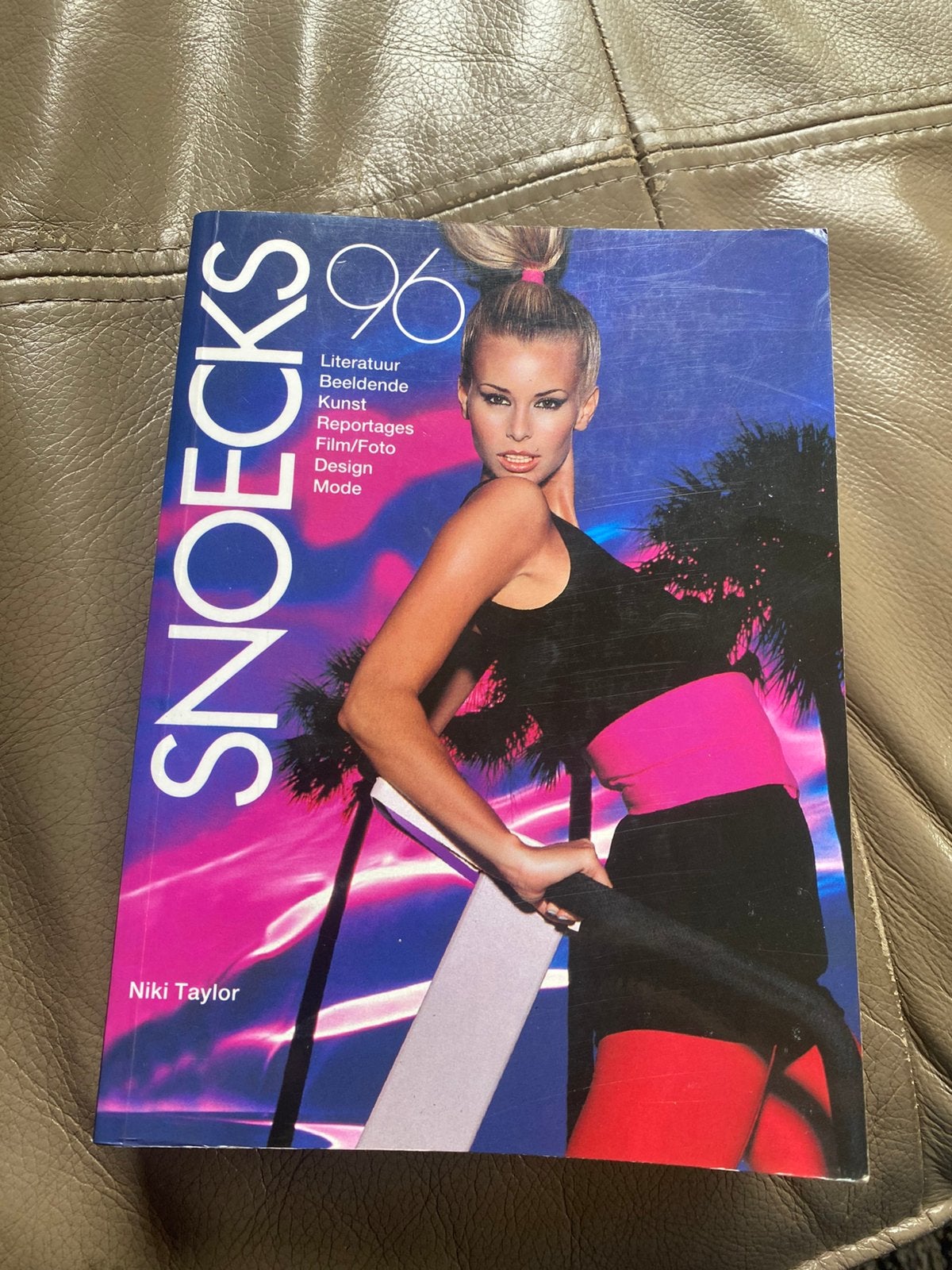 Snoecks ‘96, Boeken, Film, Tv en Media, Ophalen, Zo goed als nieuw