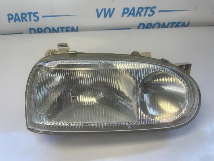 Koplamp rechts van een Volkswagen Golf, Gebruikt, -, Volkswagen, -