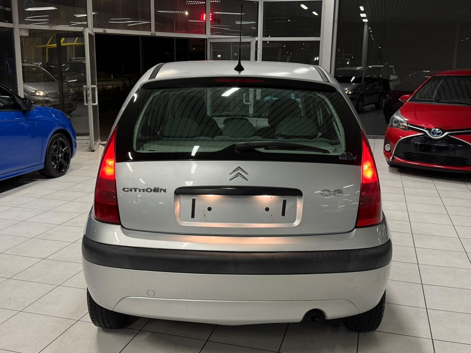 Citroen C3 1.2i Essence 44kW Euro 3, Autos, 1124 cm³, Argent ou Gris, Achat, Entreprise