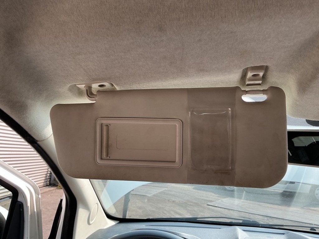 ZONNEKLEP Ford Ka II (|1570923|9S51B04101AA38MB|), Gebruikt, Henry-Ford-Straße  1
50735  Köln, DE, Ford-Werke GmbH, Kunden@ford.com