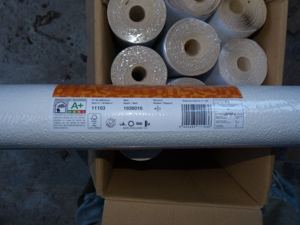 Rouleaux de papier peint Blanc, 25 à 50 m², Enlèvement, Papier peint, Blanc