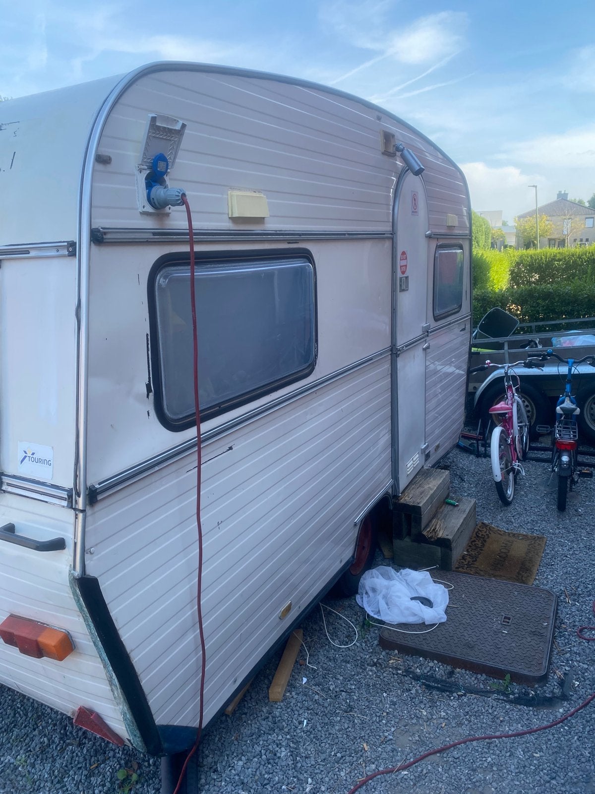 Caravan met wat werk, Vacances