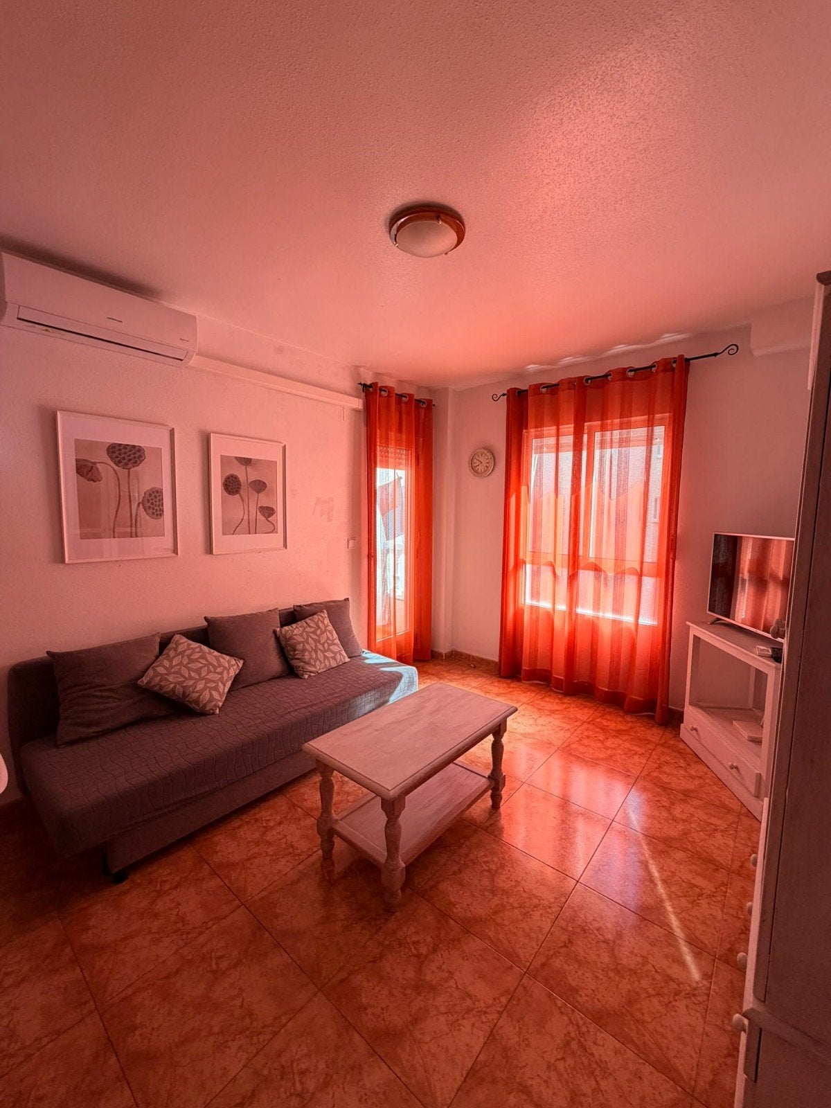 Huur Torrevieja appartement 4-6 p, Vakantie, 2 slaapkamers, Aan zee, Costa Blanca, Afwasmachine