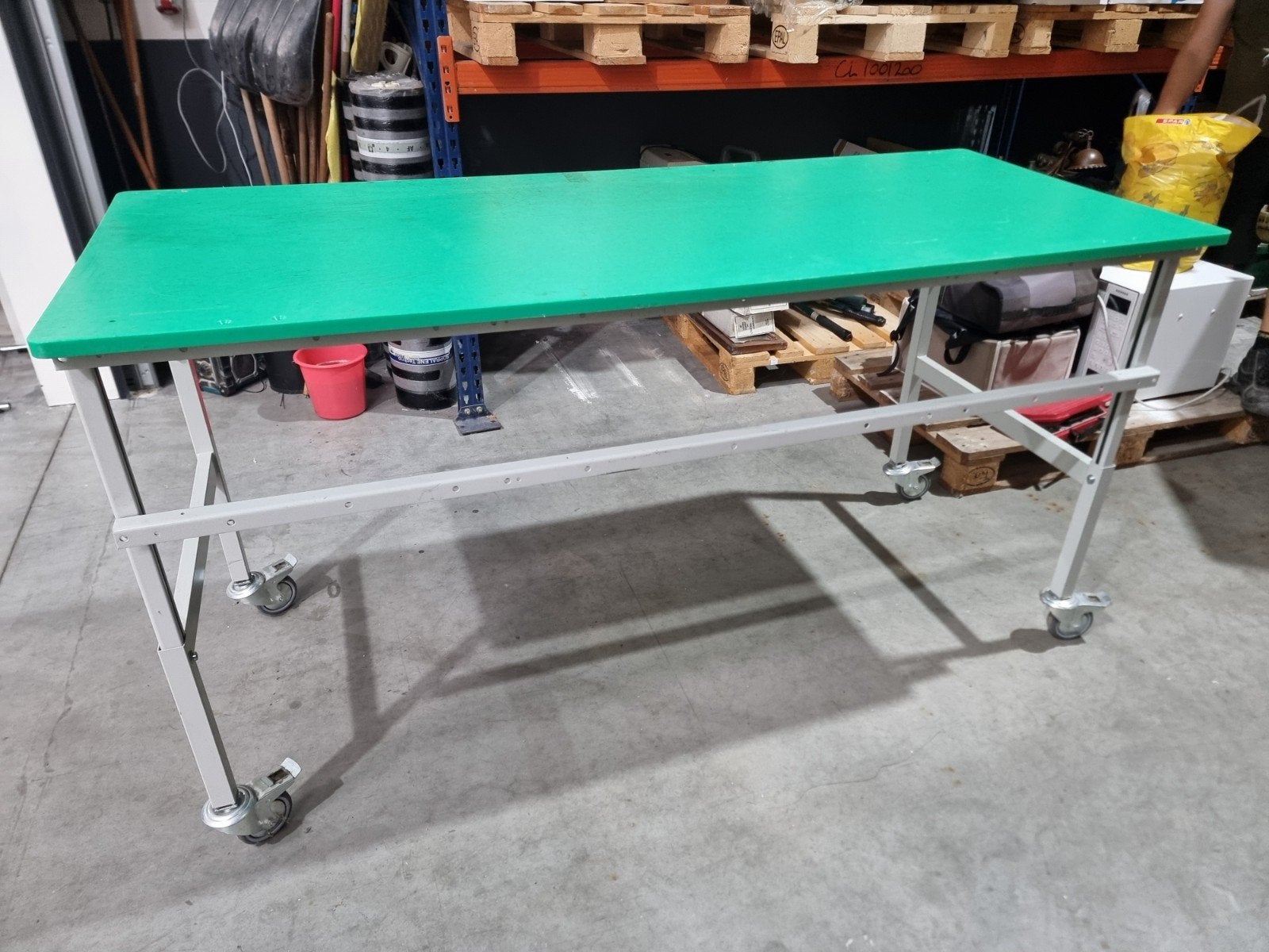industriële werktafel, Ophalen, Gebruikt