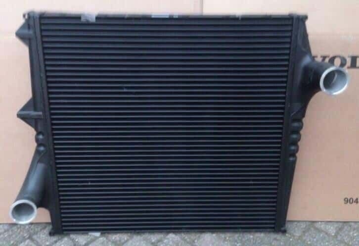 VOLVO FH12 INTERCOOLER exchange 1675428, Neuf, Vitres et Accessoires, -, Volvo