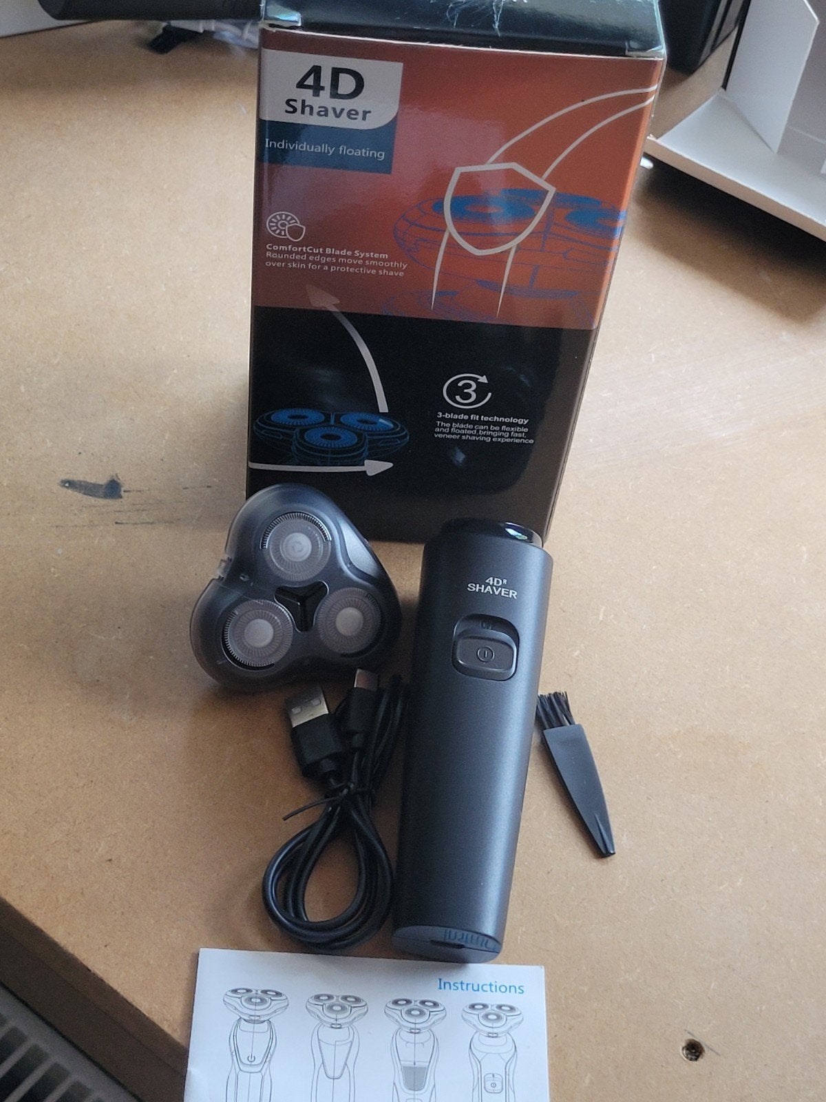 Rasoir rechargeable USB C neuf dans sa boîte, Enlèvement ou Envoi, Neuf, Rasage ou Épilation