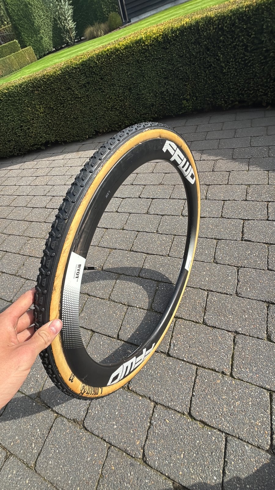 GEZOCHT: ffwd ryot 44 achterwiel, Vélos & Vélomoteurs, Enlèvement, Comme neuf
