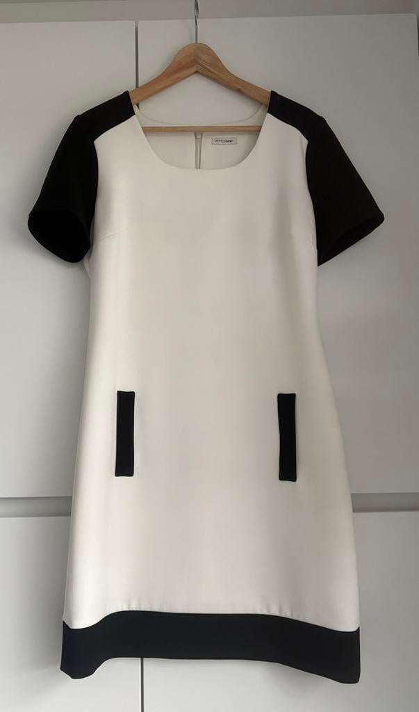 Mooi wit met zwart kleed, Kleding | Dames, Overige typen, Wit, Zo goed als nieuw, Ophalen
