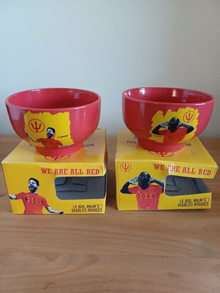 M&M'S collector's ontbijtkom WK voetbal NIEUW zie objecten, Collections, Articles de Sport & Football, Enlèvement, Neuf