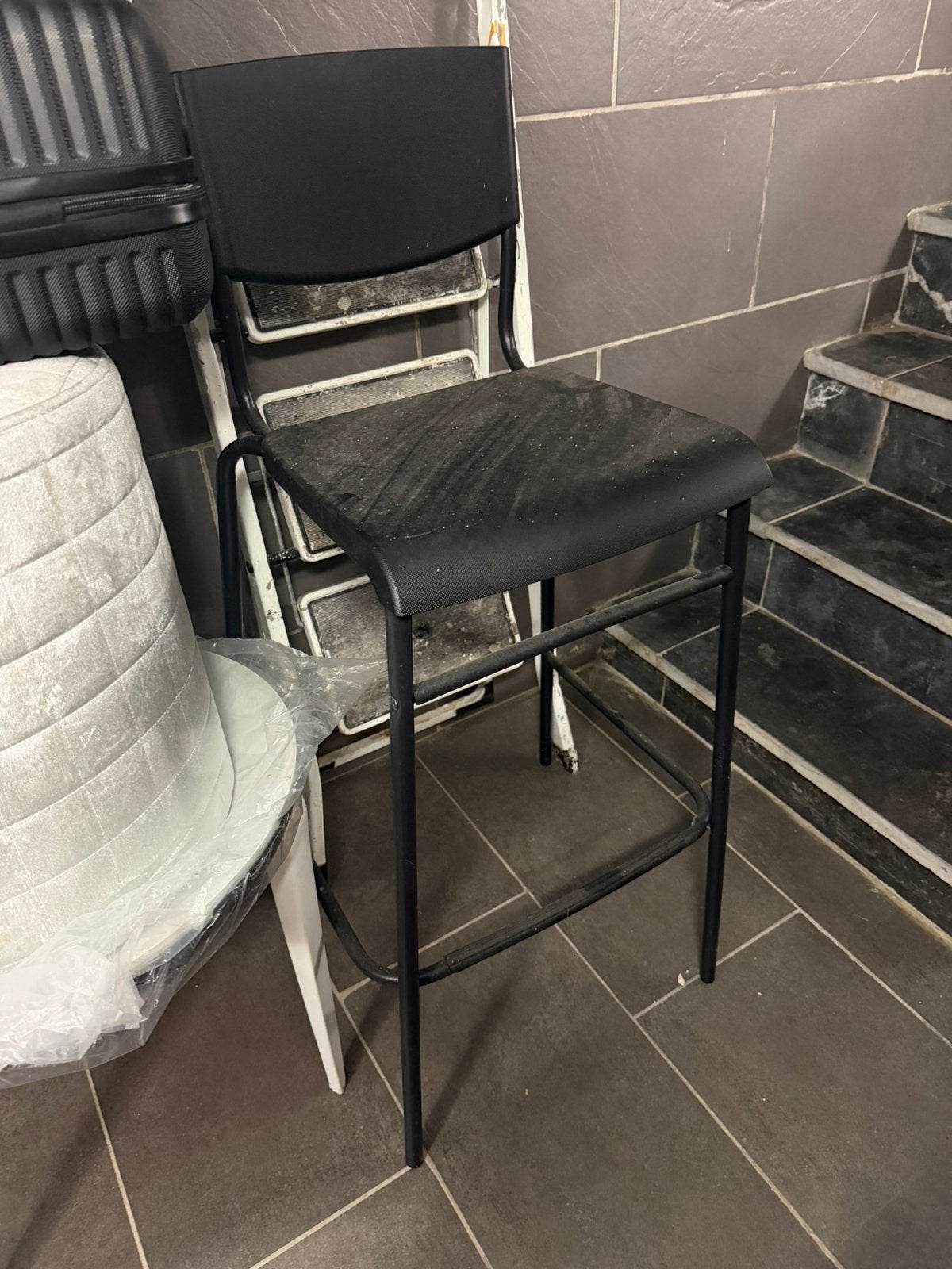 Twee krukken ikea gratis, Maison & Meubles, 2 tabourets, Synthétique, Enlèvement, Utilisé