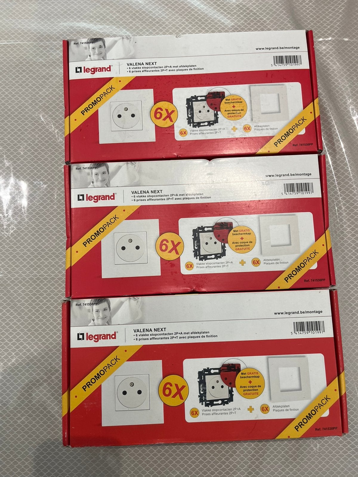 Legrand stopcontacten een afdekplaat 6st compleet, Ophalen, Nieuw