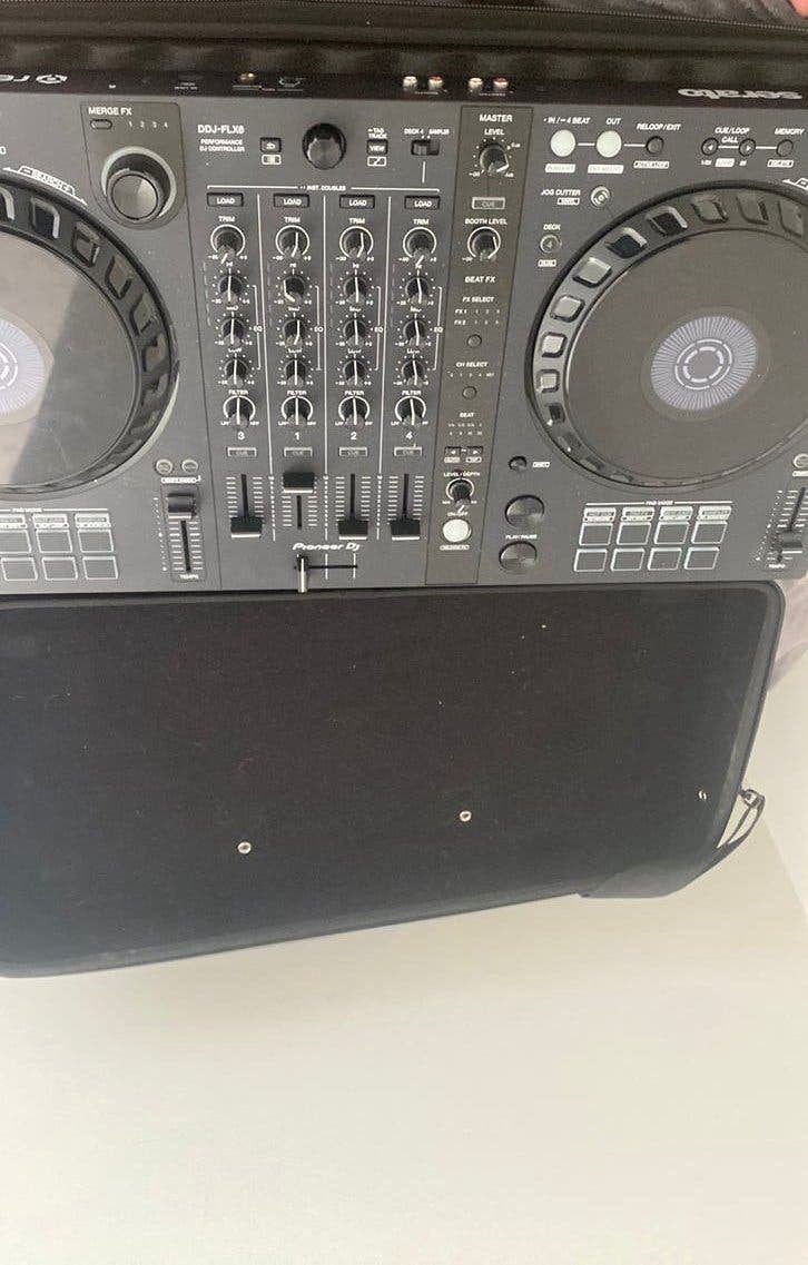 DDj-flx6 met case dringend weg, Muziek en Instrumenten, Ophalen, Zo goed als nieuw